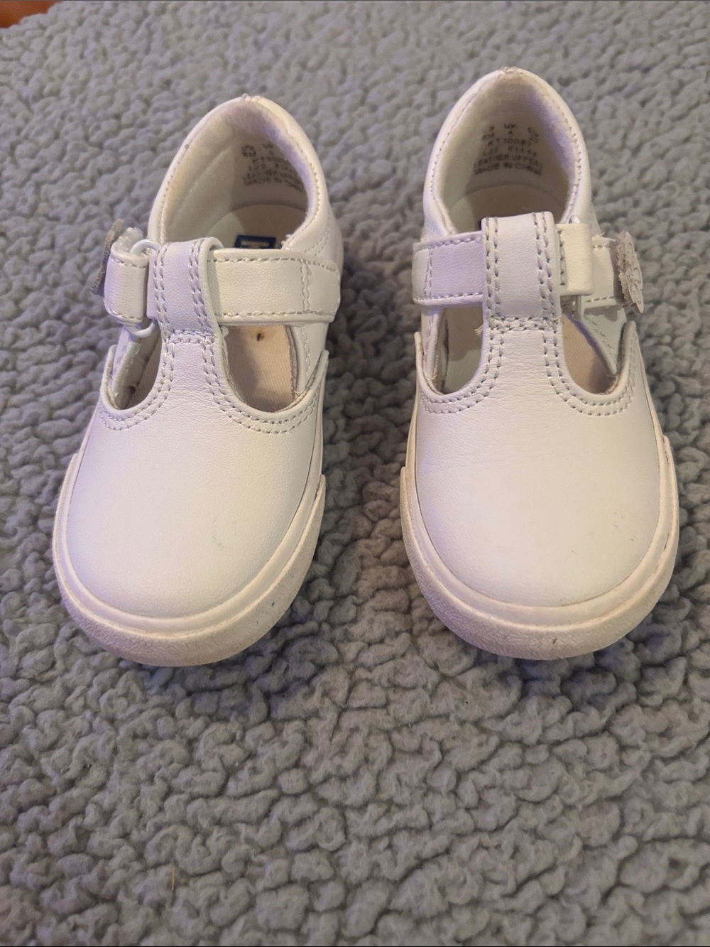 Keds Ella White T-Strap Mary Jane Baby Walker Shoes size 6